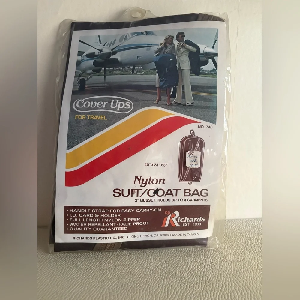 New In Package Vintage Nylon Suit Coat Bag-holds Up To 4 Garments